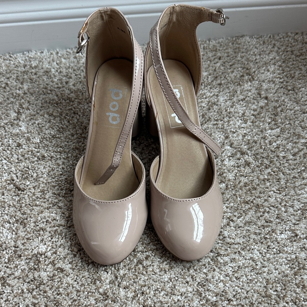 Pop Block Heels - Picture 3 of 5